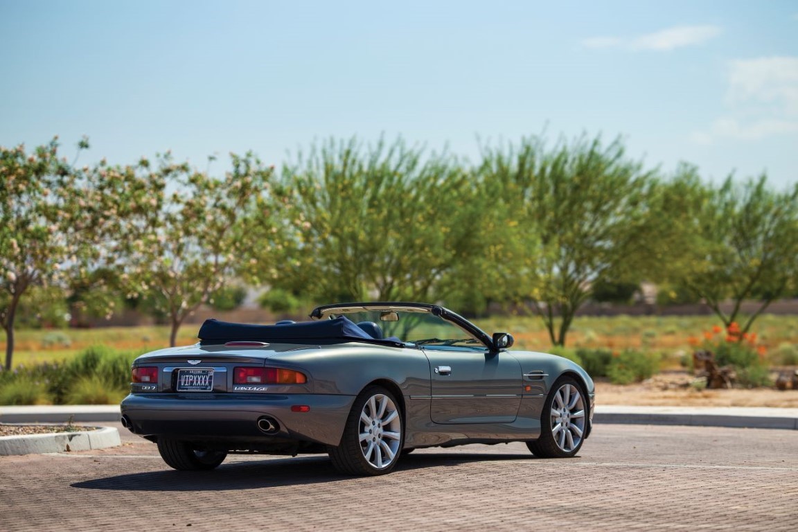 Aston Martin DB7 Volante Vantage V12 (Automatic)